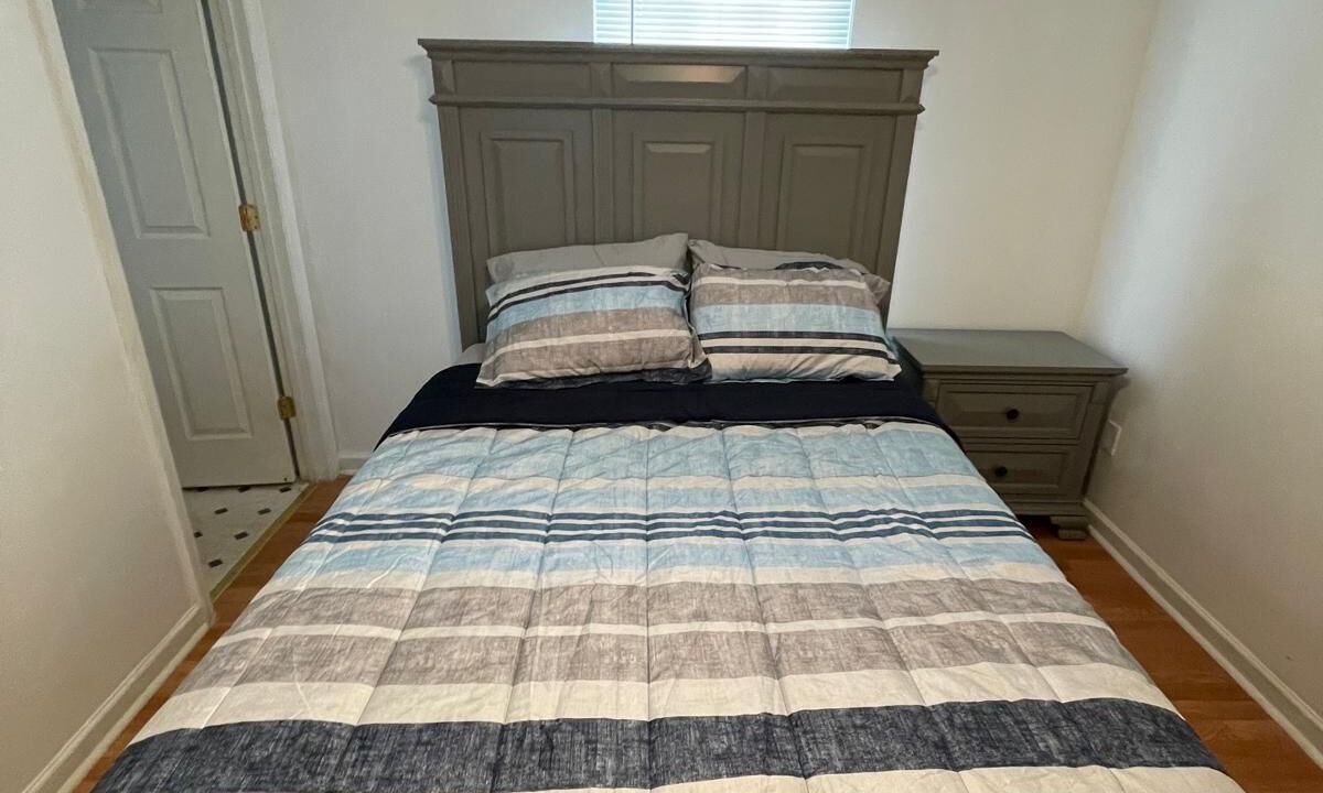 Photo of Bedroom in Cleveland
