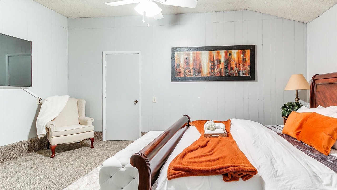 Photo of Bedroom in Tulsa