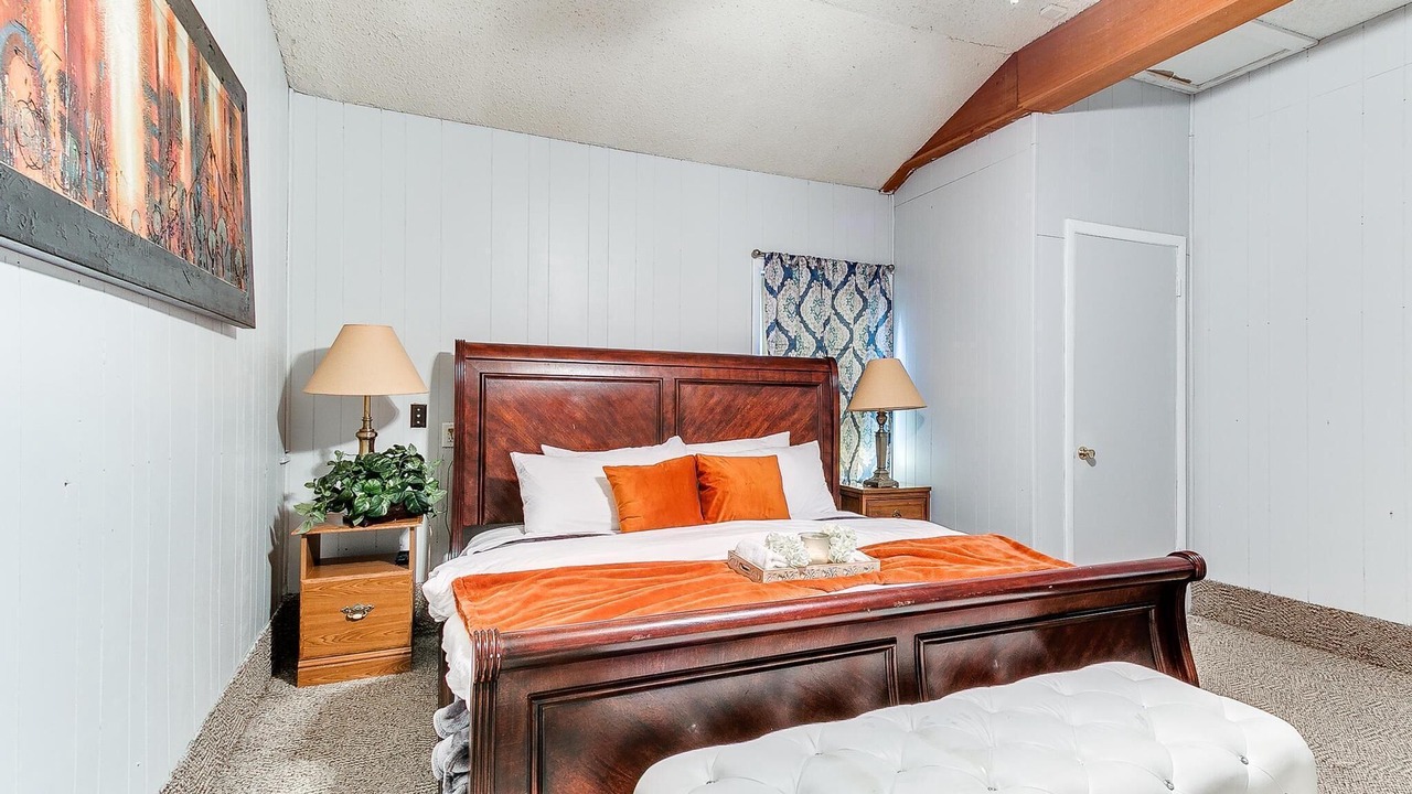 Photo of Bedroom in Tulsa