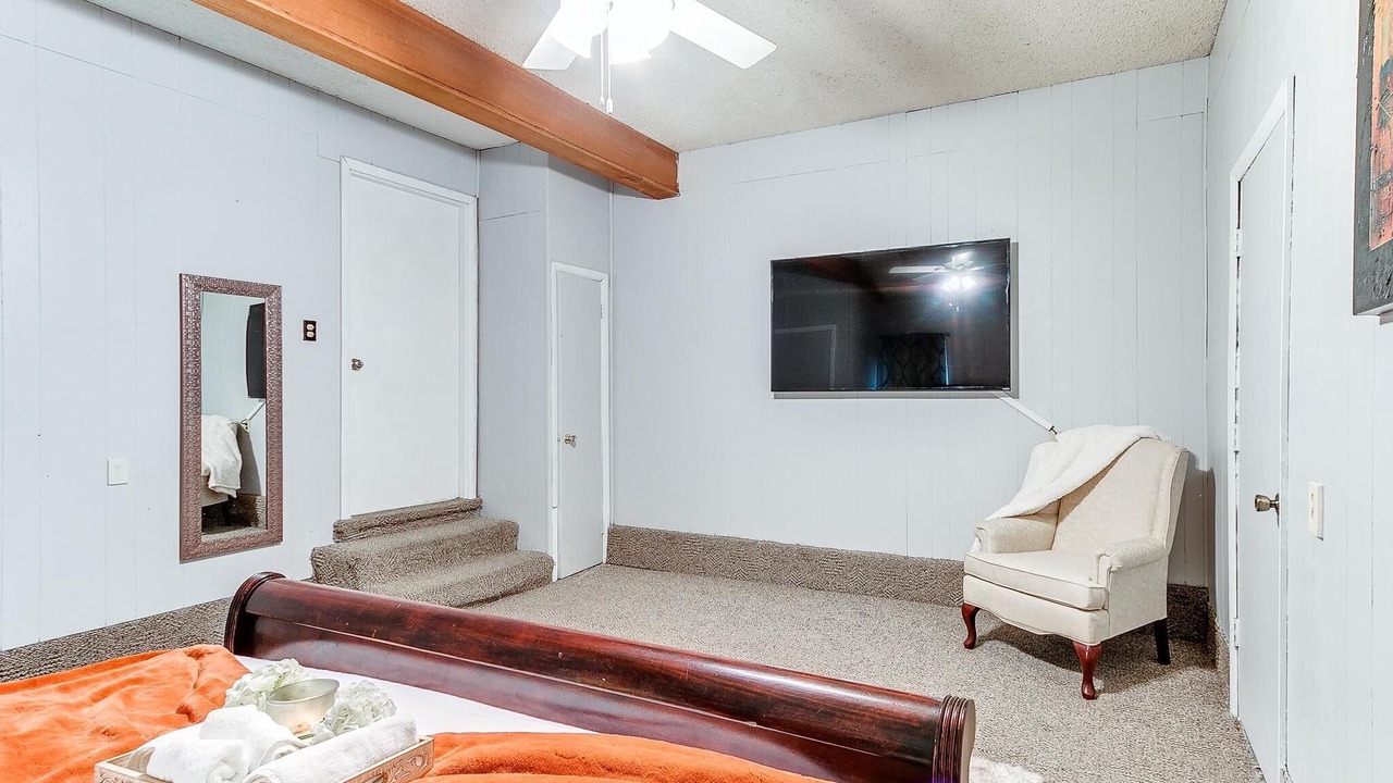 Photo of Bedroom in Tulsa