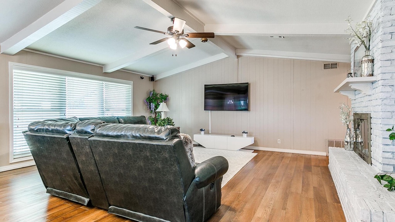Photo of Livingroom in Tulsa