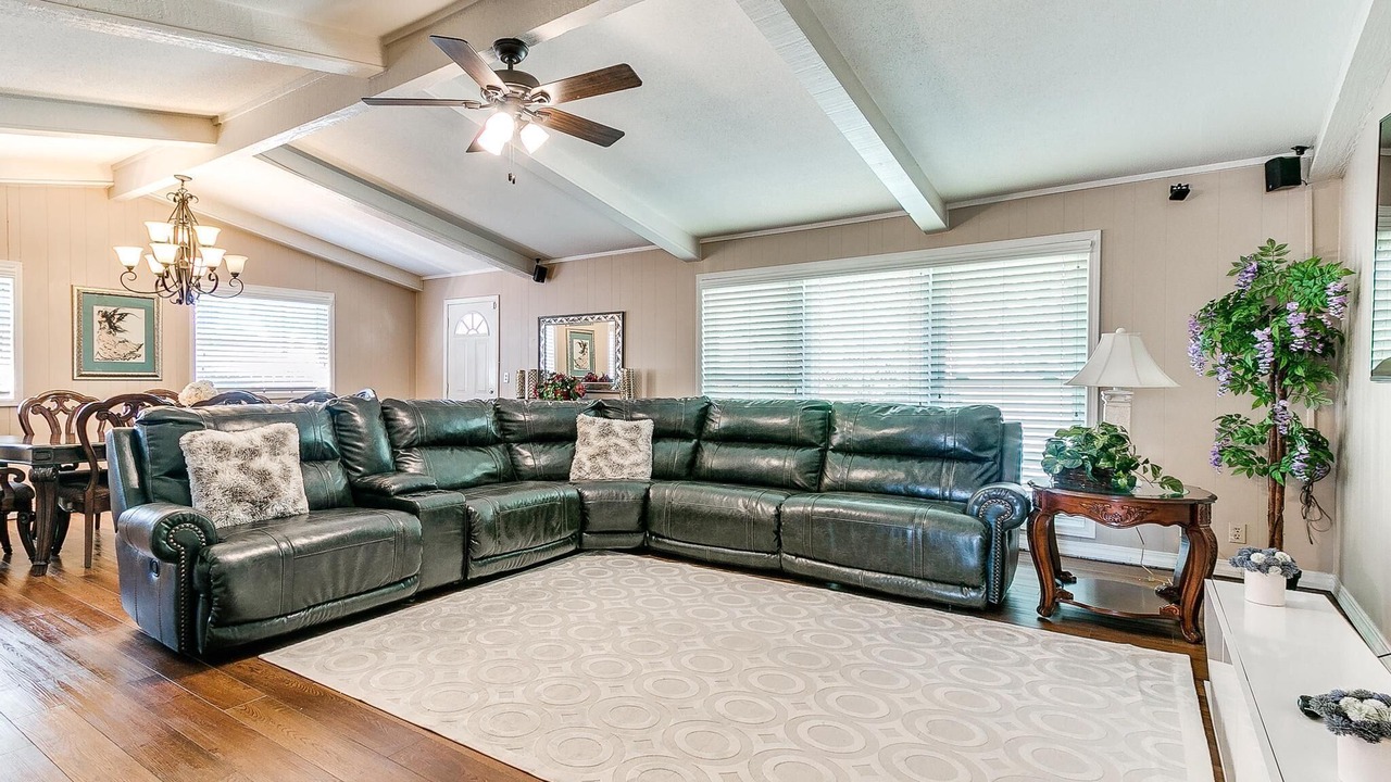 Photo of Livingroom in Tulsa