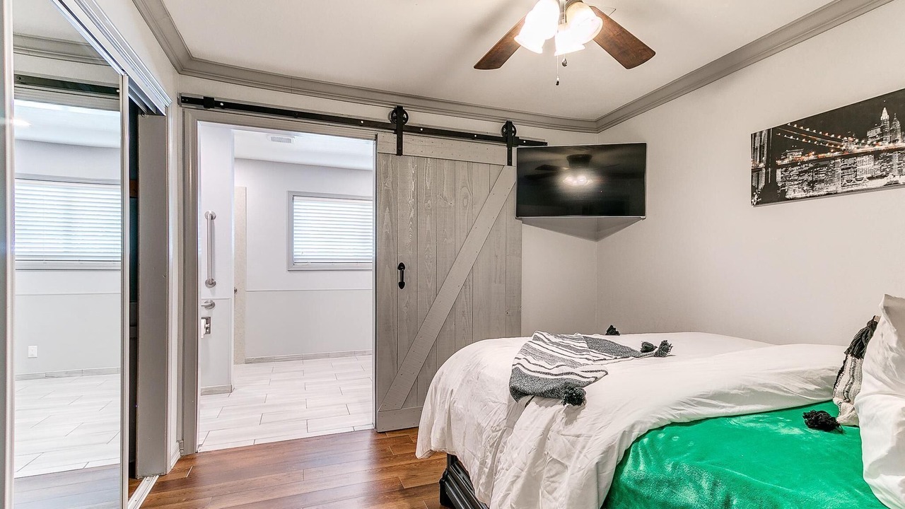 Photo of Bedroom in Tulsa