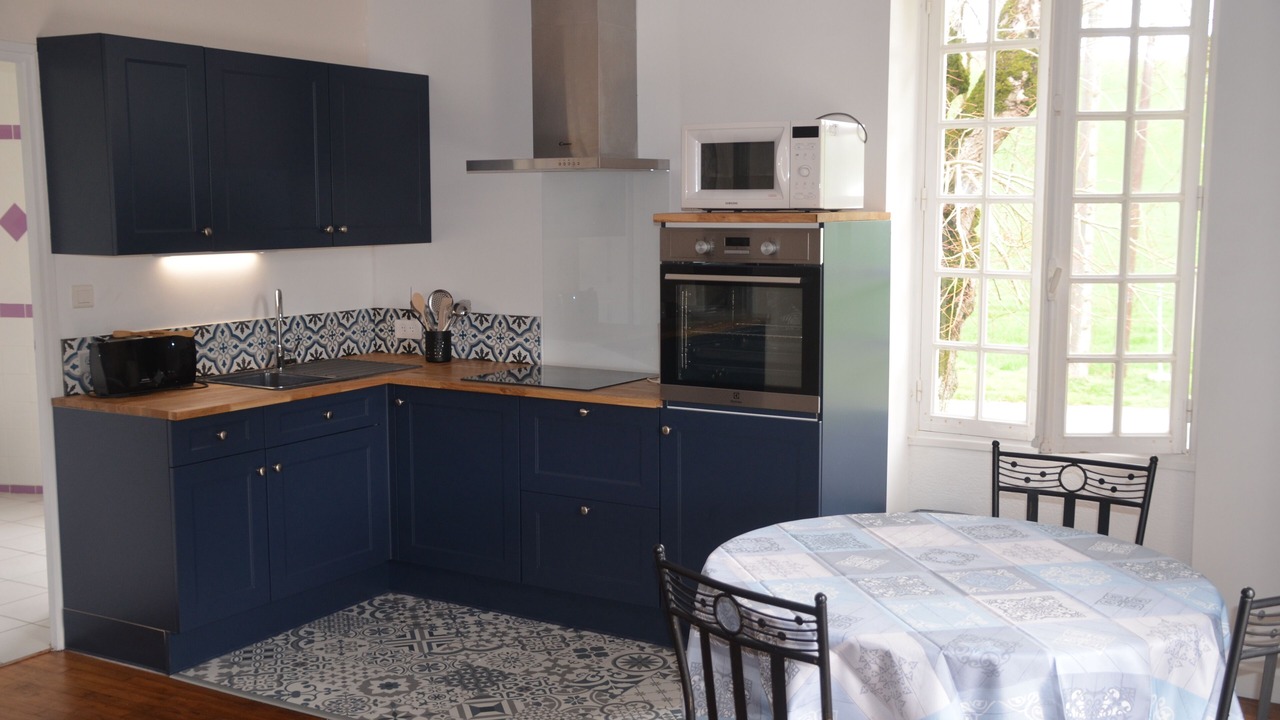 Photo of Kitchen in Saint-Hilaire-de-Villefranche
