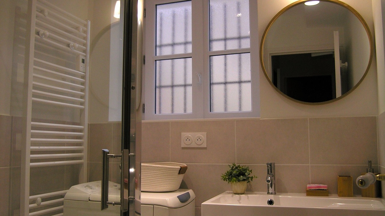 Photo of Bathroom in Besson