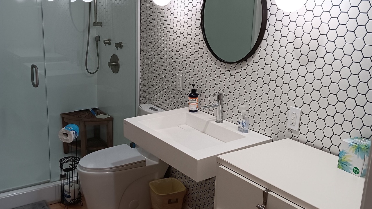 Photo of Bathroom in Coronado Cays
