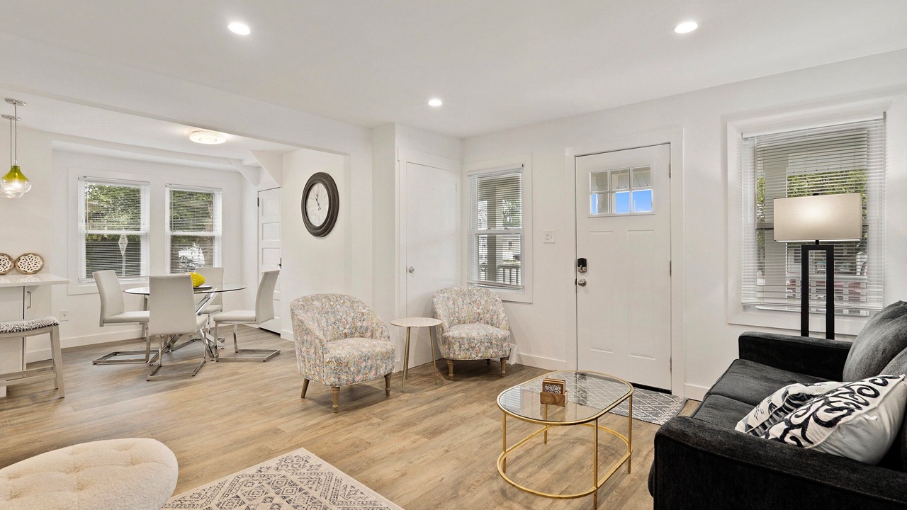 Photo of Livingroom in Wall