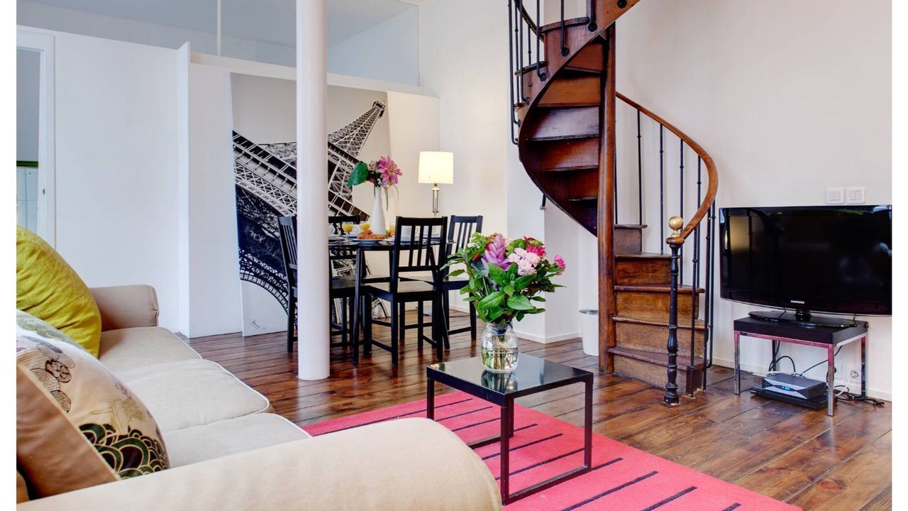 Photo of Livingroom in Quartier de l'Ecole-Militaire