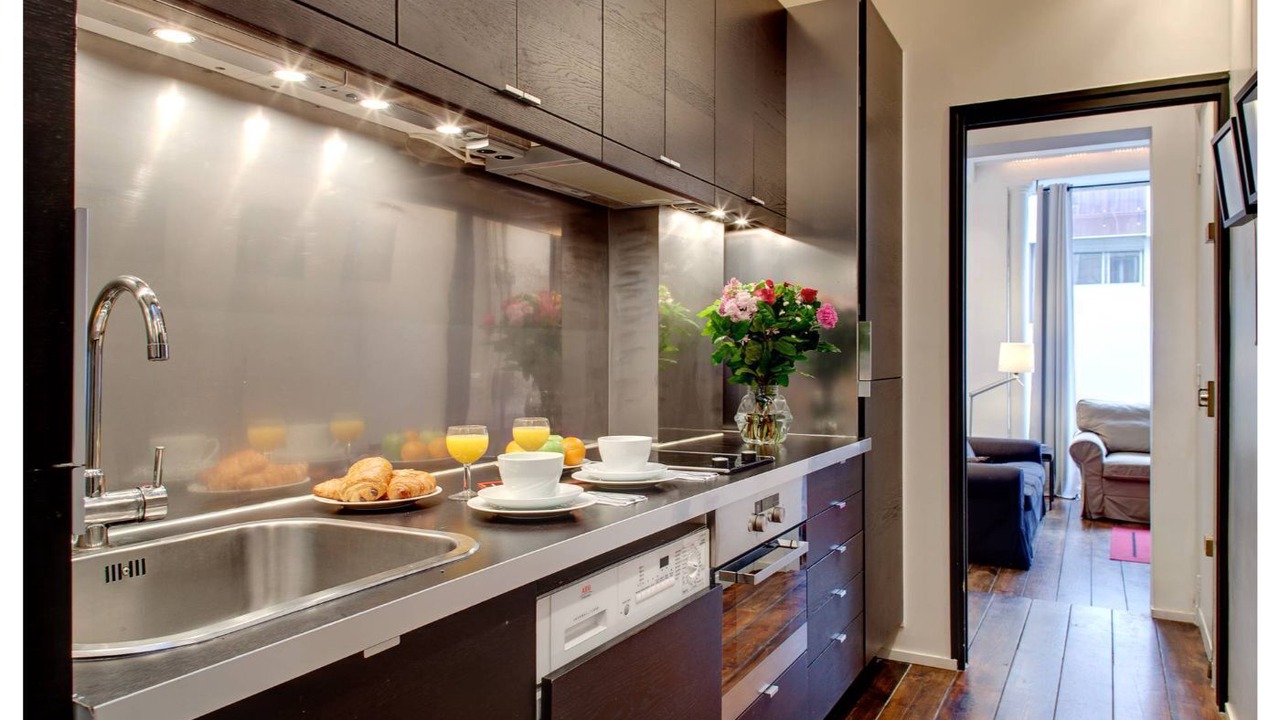 Photo of Kitchen in Quartier de l'Ecole-Militaire