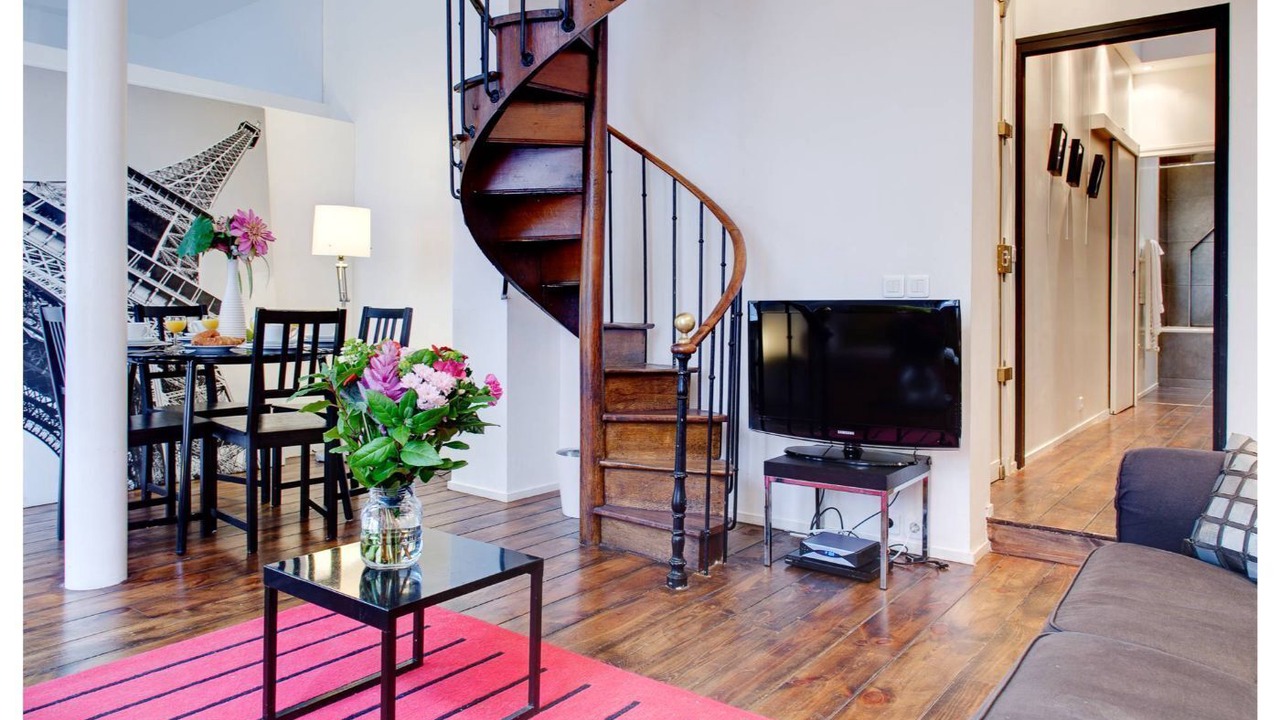 Photo of Livingroom in Quartier de l'Ecole-Militaire