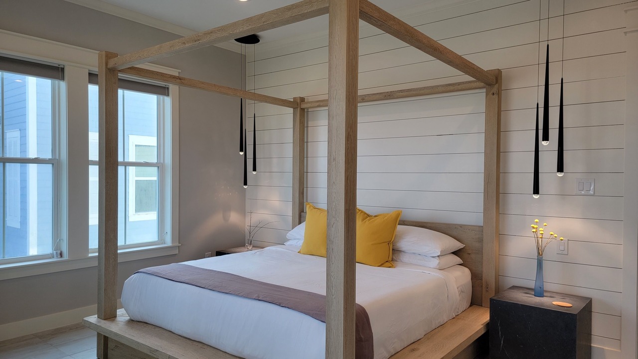 Photo of Bedroom in Galveston