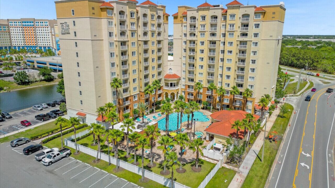 Photo of Outdoor in Florida Center