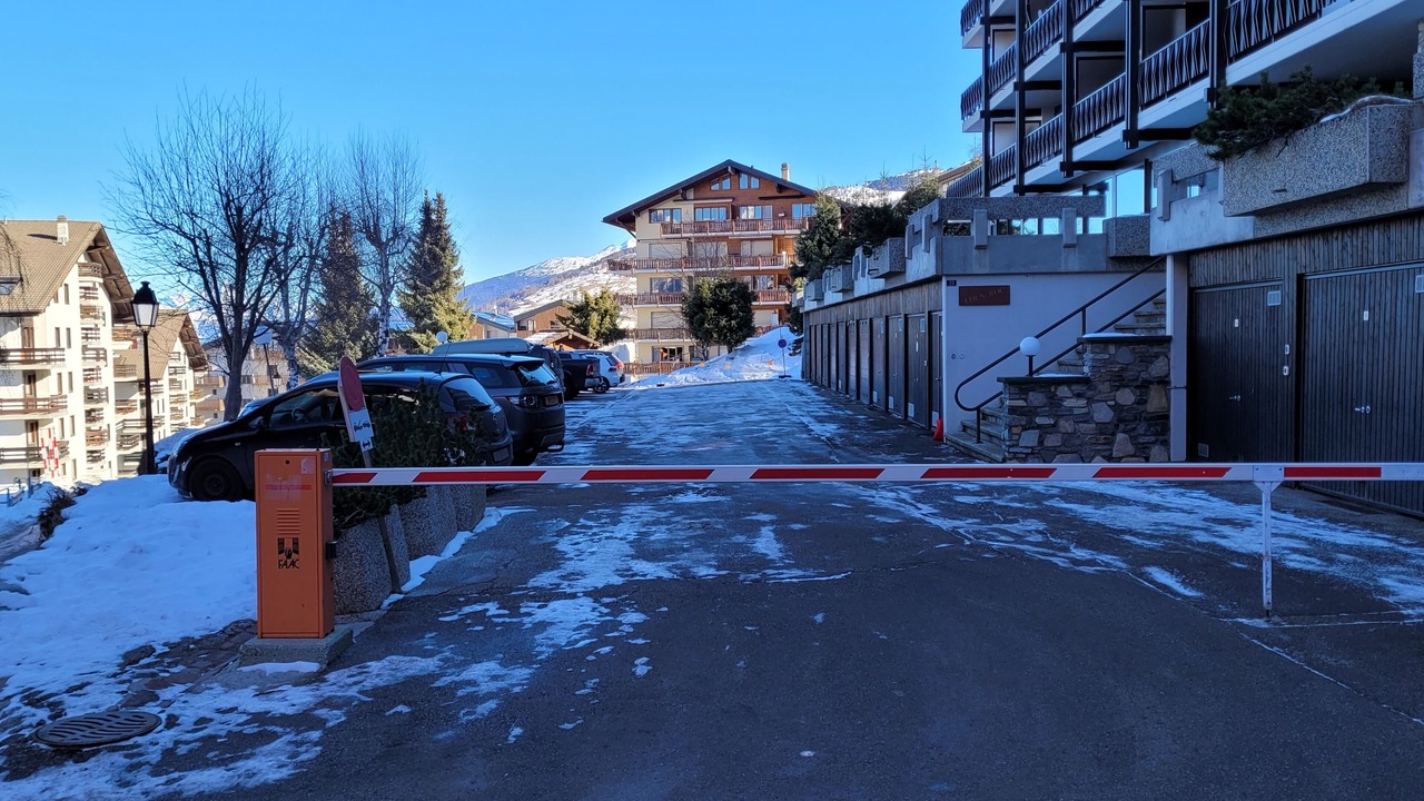 Photo of Outdoor in Saint-Pierre-de-Clages