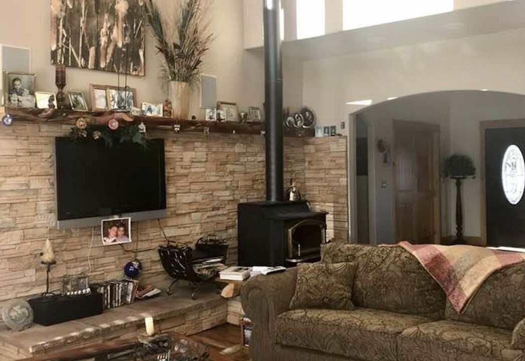 Photo of Livingroom in Bend