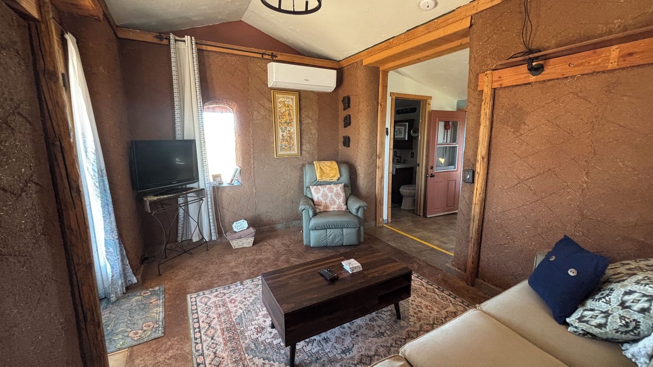 Photo of Livingroom in Elgin