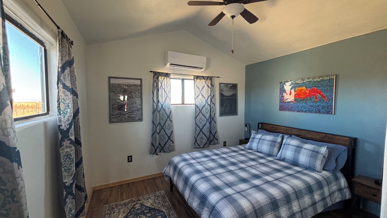 Photo of Bedroom in Elgin