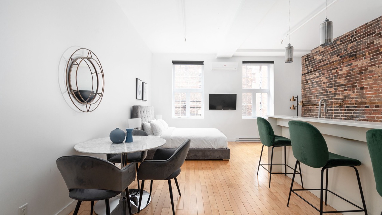Photo of Livingroom in Old Montreal