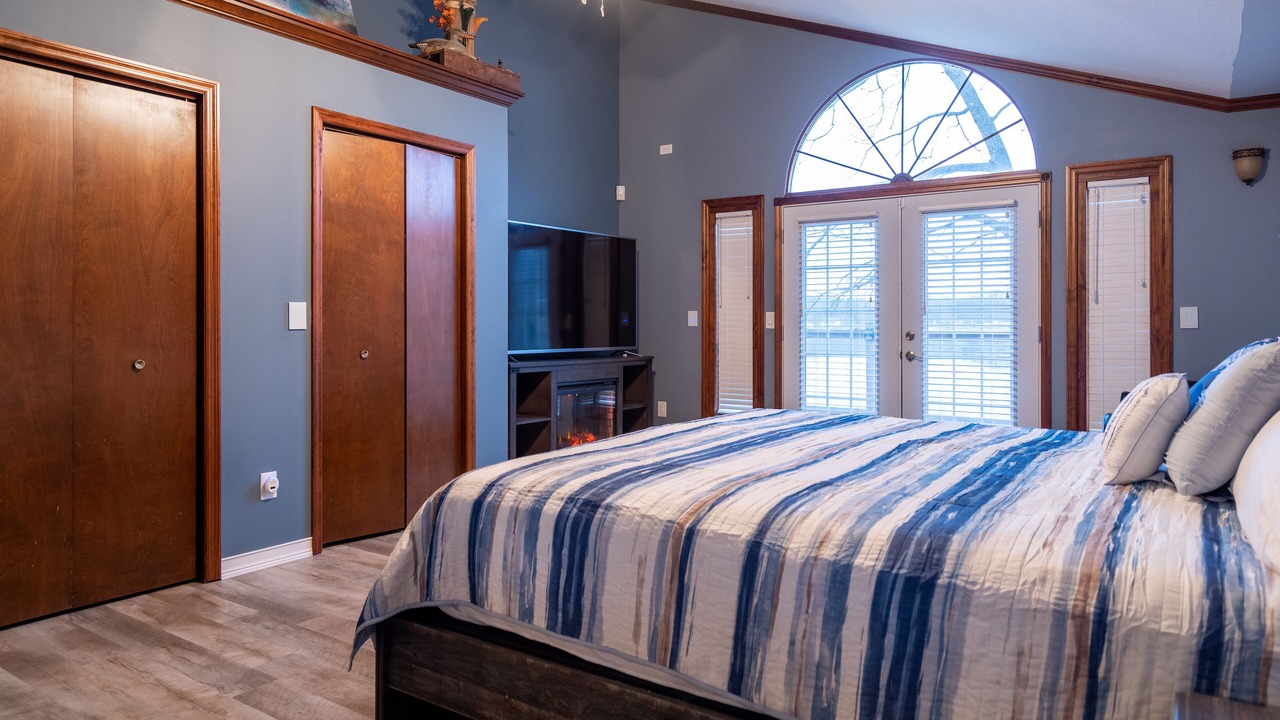 Photo of Bedroom in Jones