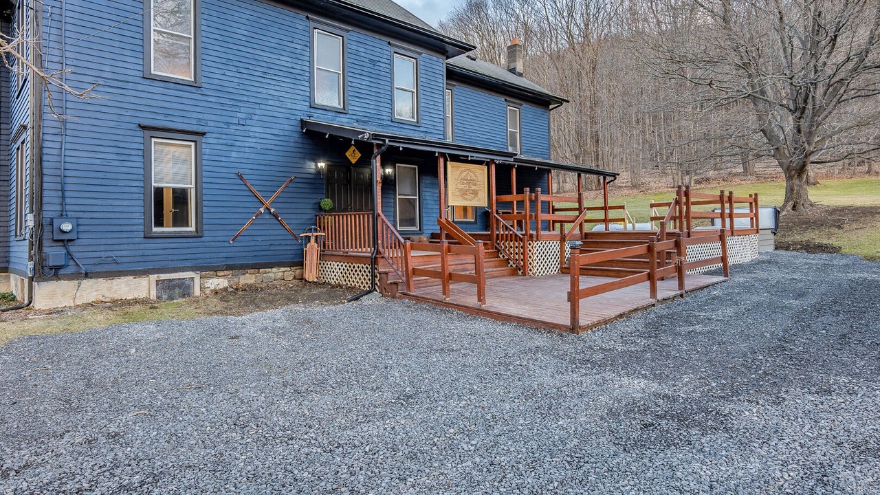 Photo of Outdoor in Bristol Hills