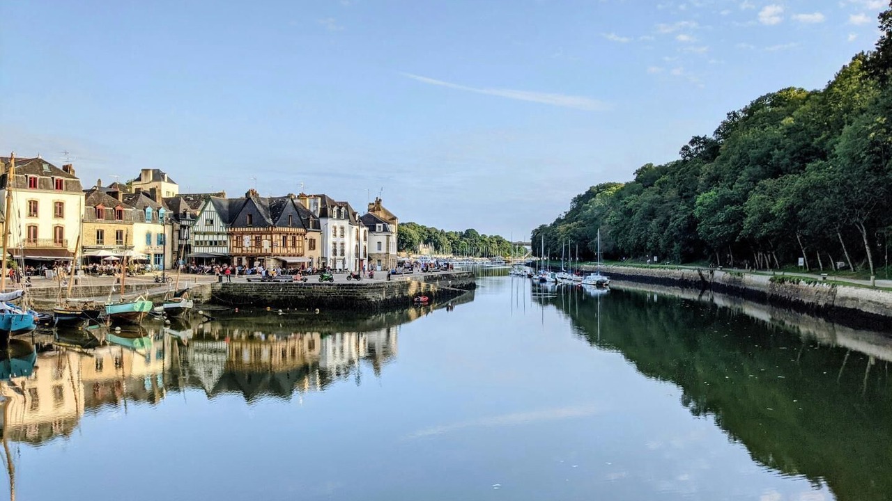 Photo of Others in Crach