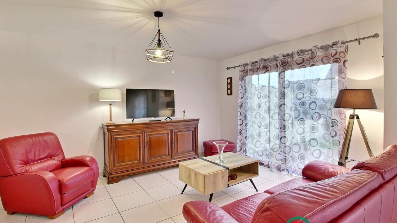 Photo of Others in Crach