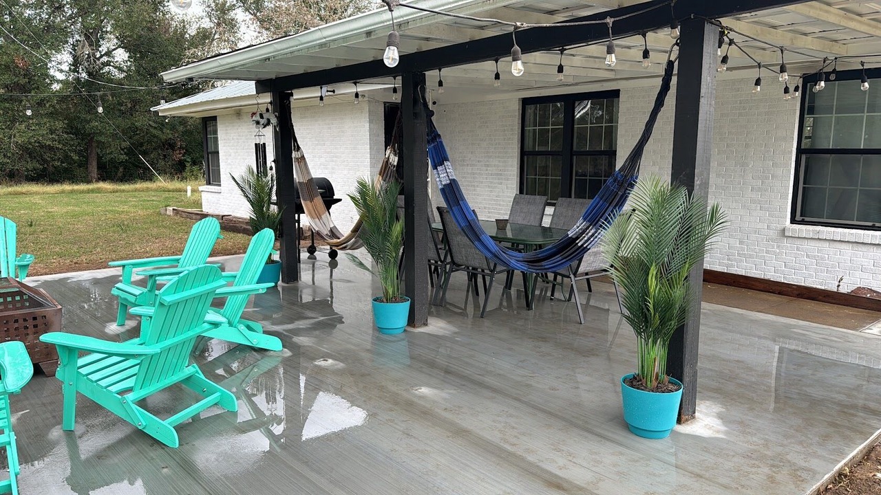 Photo of Outdoor in Cameron