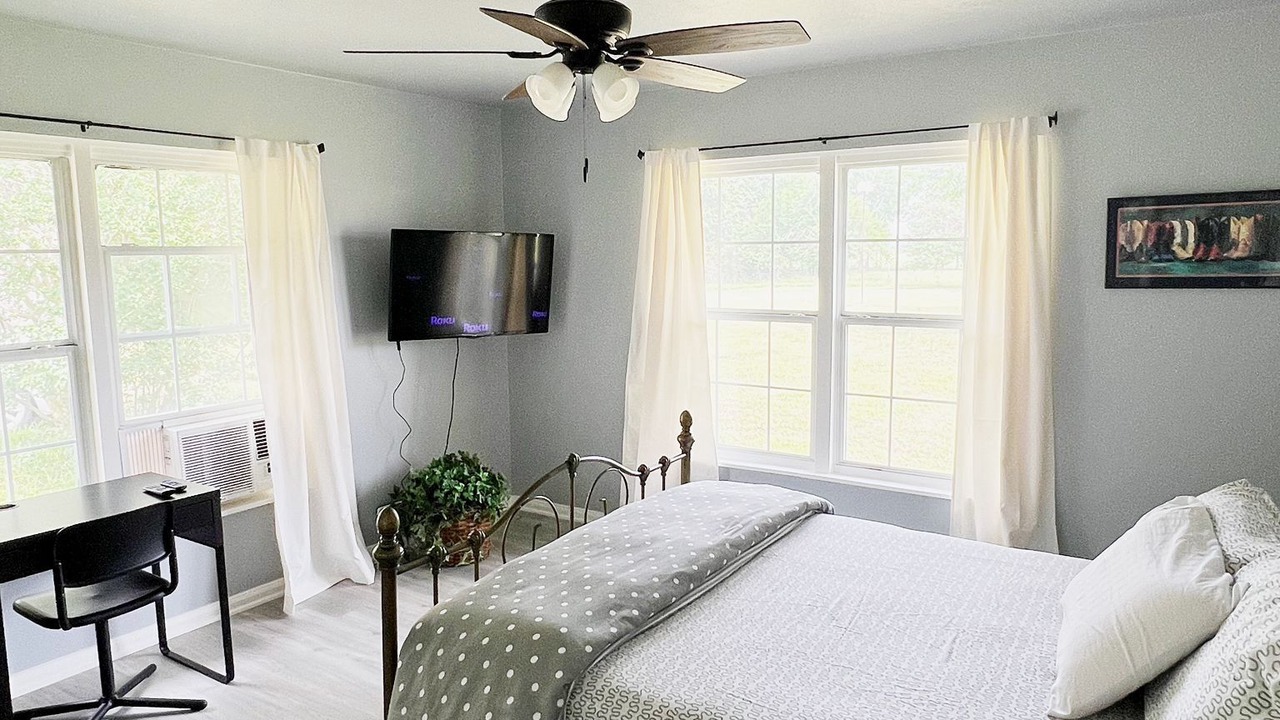 Photo of Bedroom in Cameron