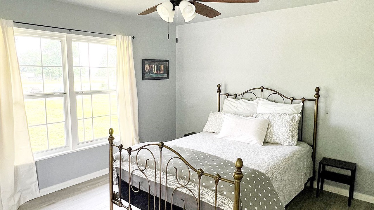 Photo of Bedroom in Cameron