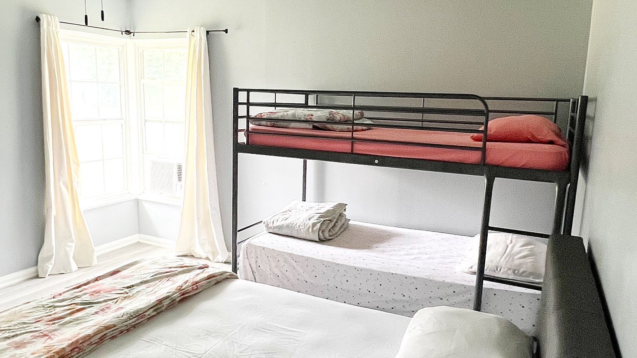 Photo of Bedroom in Cameron