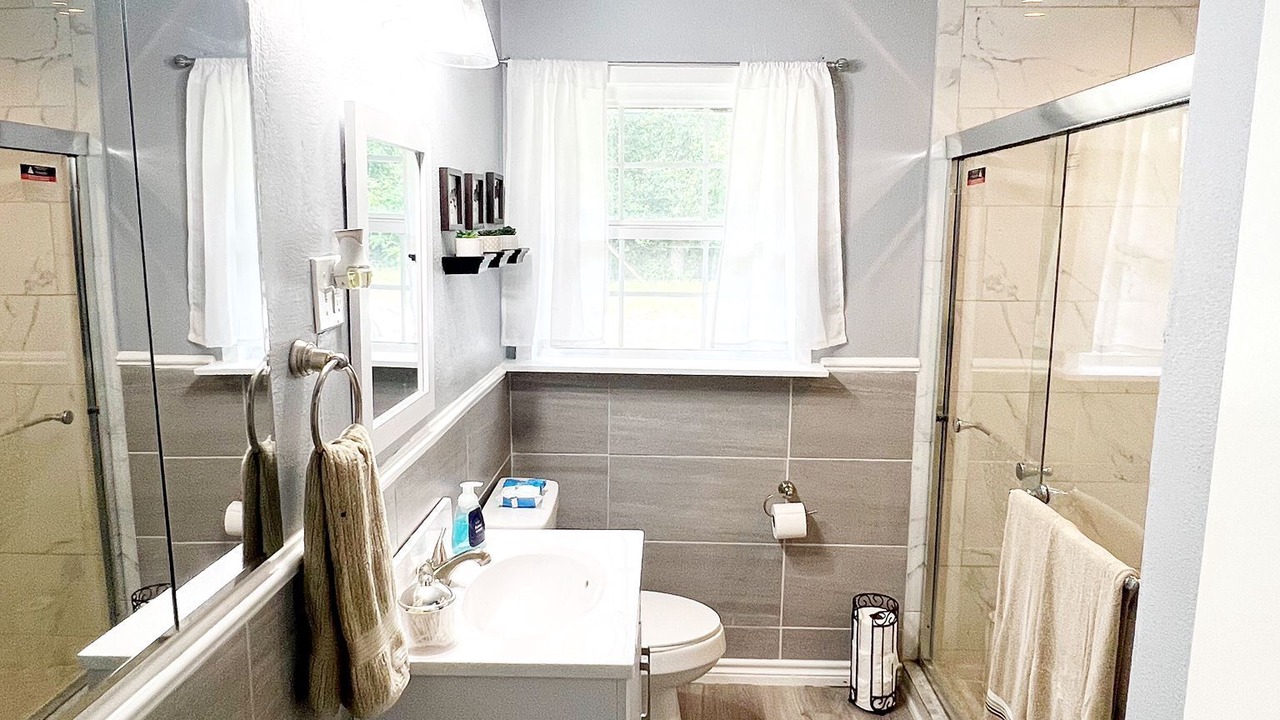 Photo of Bathroom in Cameron