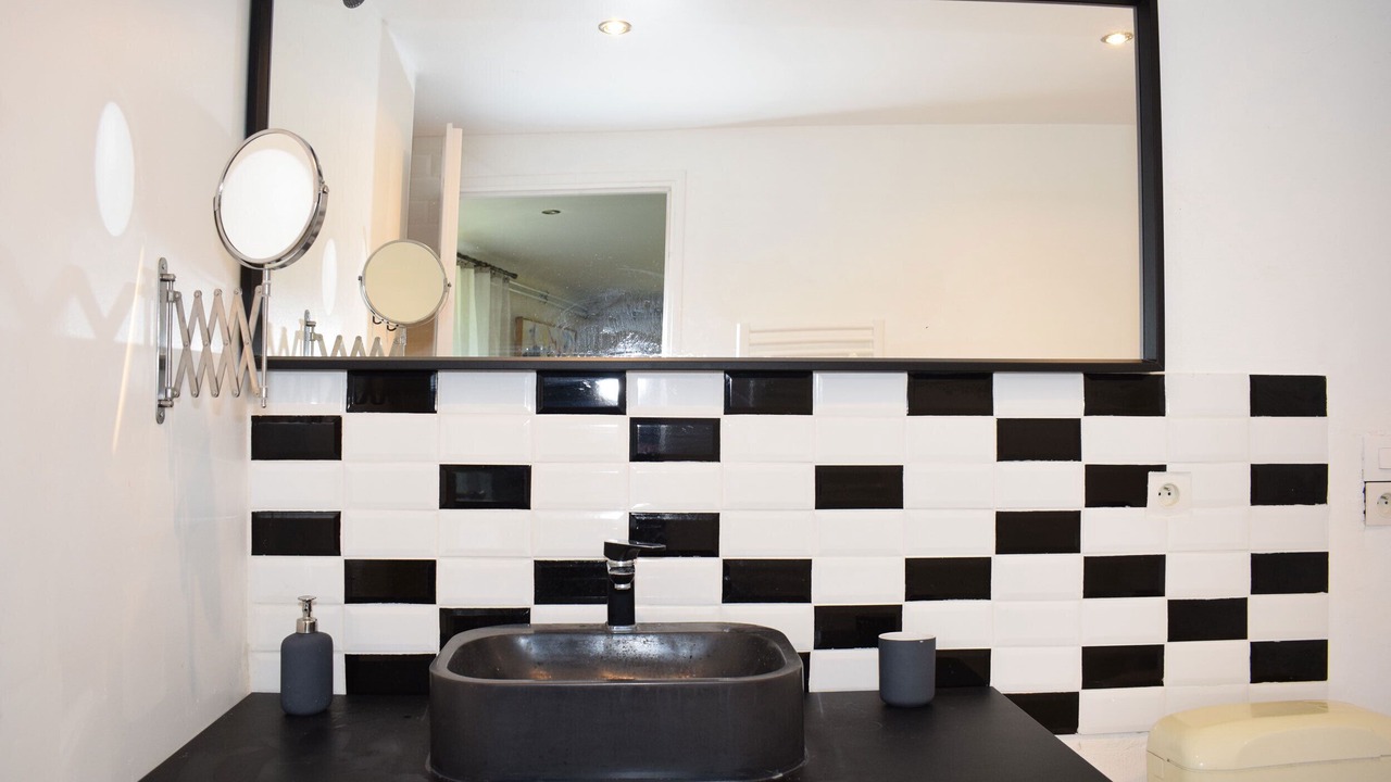 Photo of Bathroom in Loche-sur-Indrois