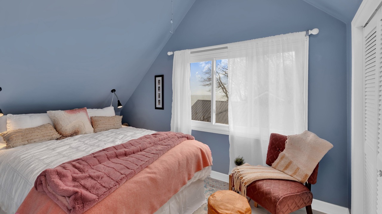 Photo of Bedroom in Leamington
