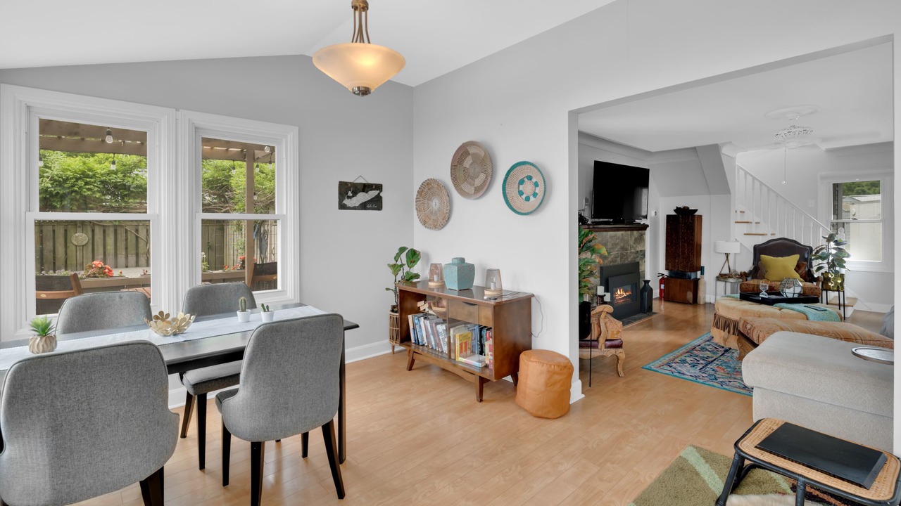 Photo of Livingroom in Leamington
