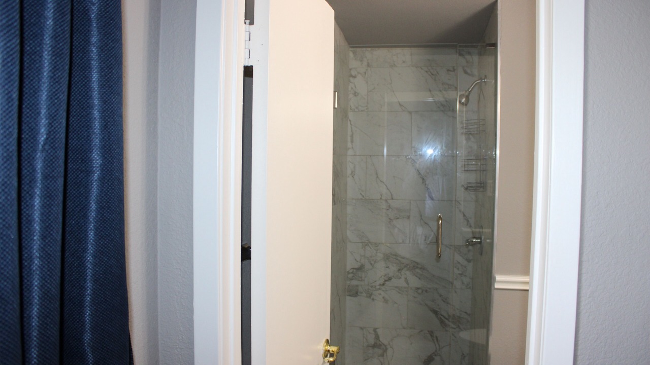 Photo of Bathroom in Oak Cliff
