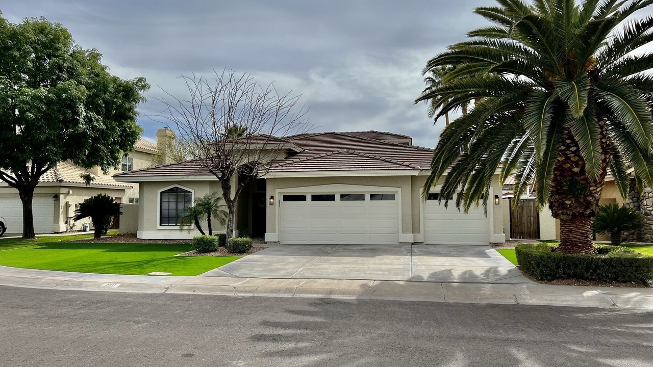 Photo of Outdoor in Val Vista Lakes