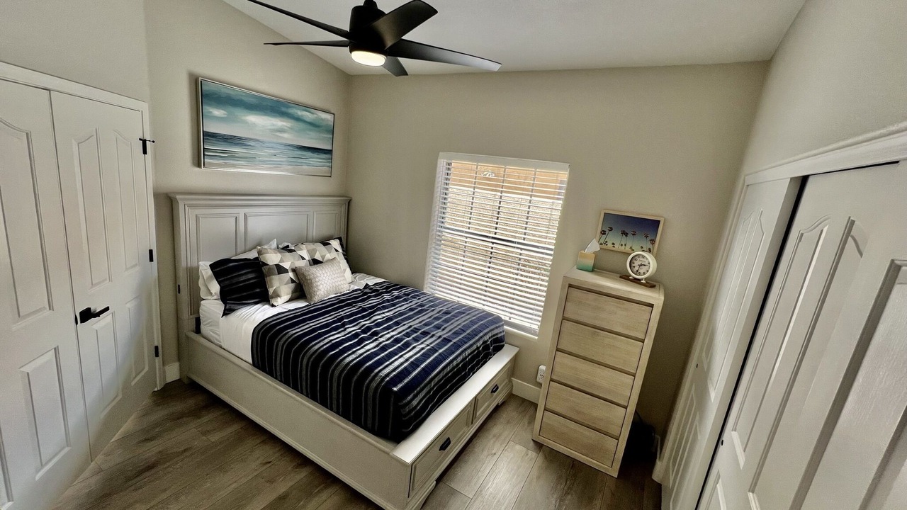 Photo of Bedroom in Val Vista Lakes