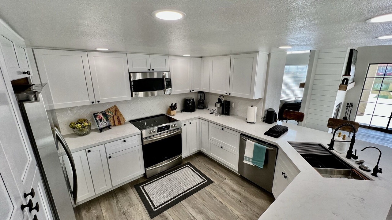 Photo of Kitchen in Val Vista Lakes