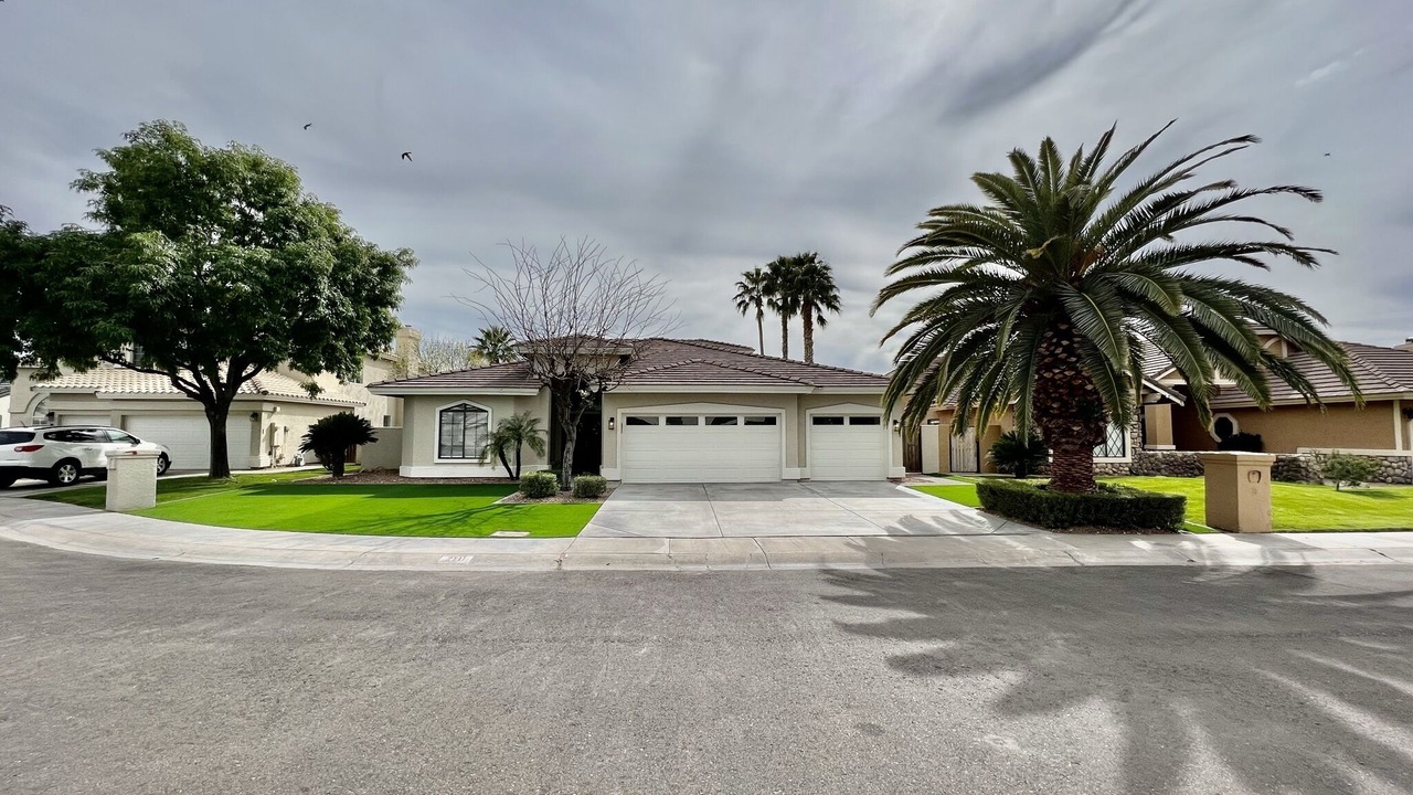 Photo of Outdoor in Val Vista Lakes