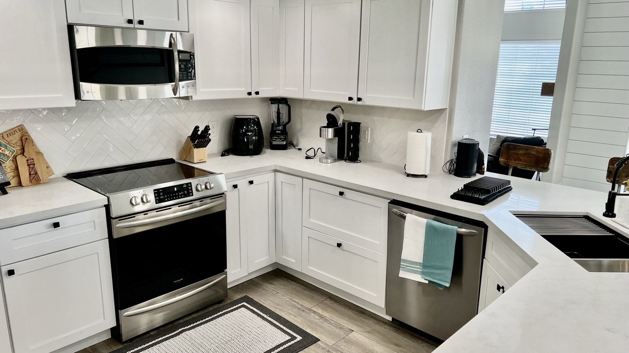 Photo of Kitchen in Val Vista Lakes