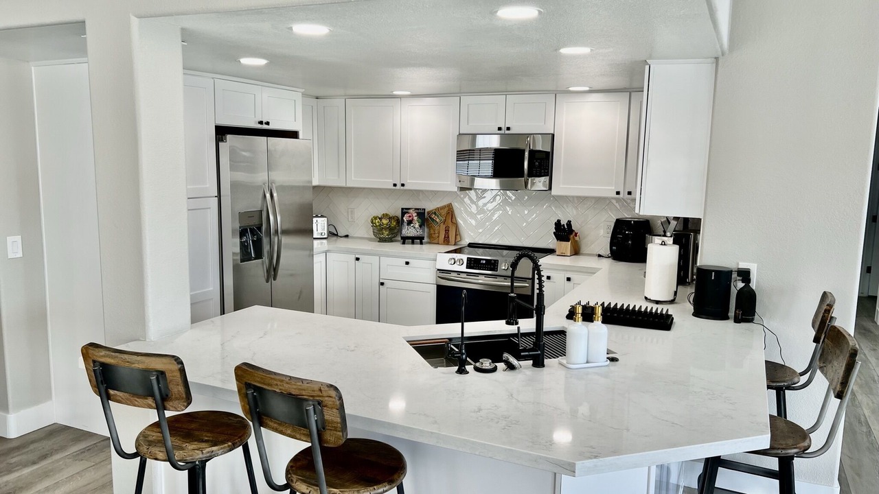 Photo of Kitchen in Val Vista Lakes