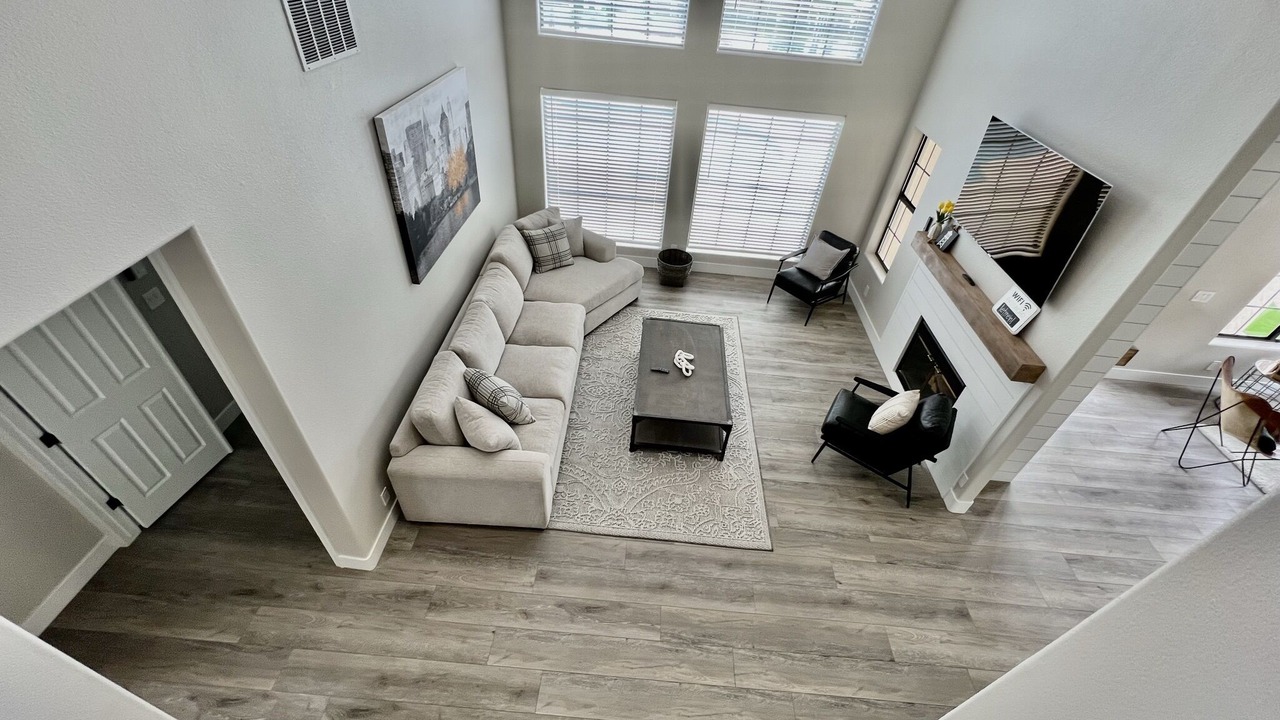 Photo of Livingroom in Val Vista Lakes