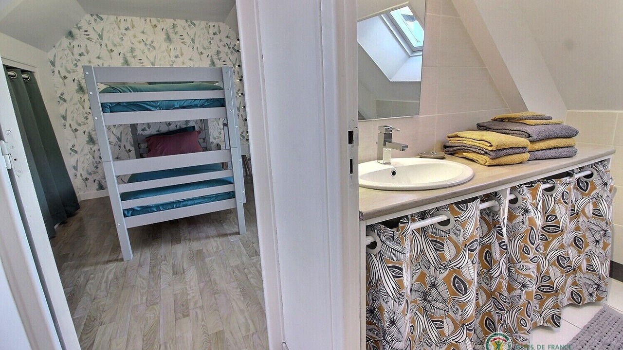 Photo of Bedroom in Corlay