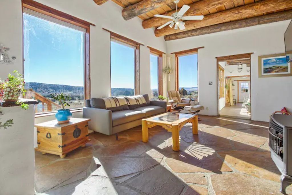 Photo of Livingroom in San Cristobal