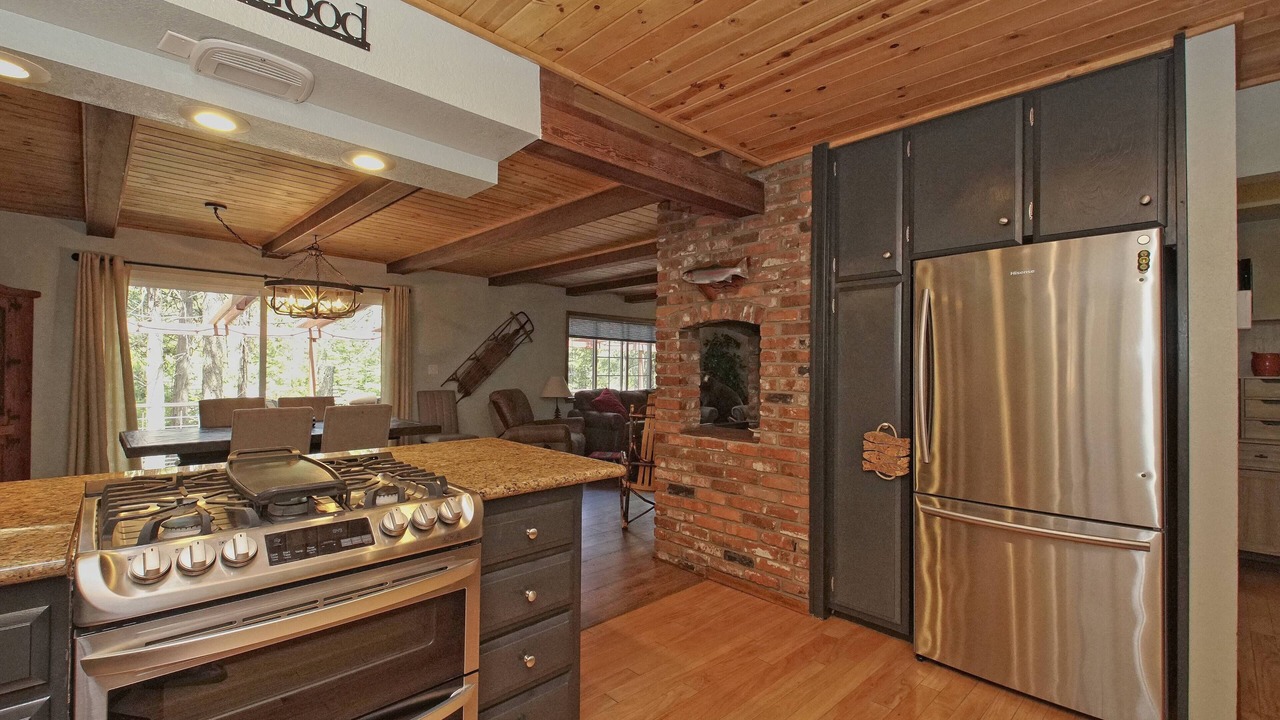 Photo of Kitchen in Shingletown