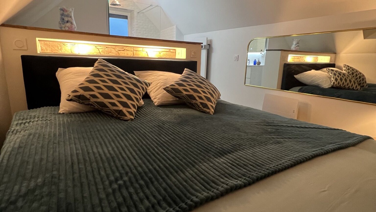 Photo of Bedroom in Saint-Jean-sur-Mayenne