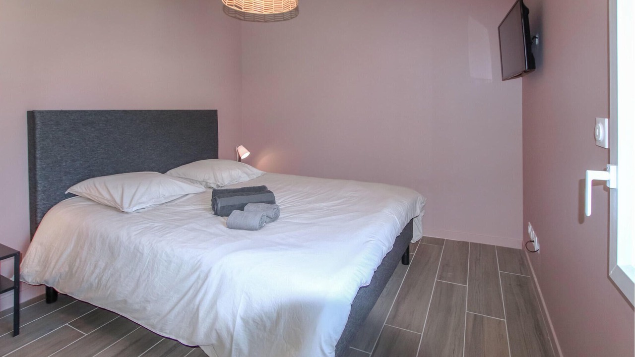 Photo of Others in Sauzet