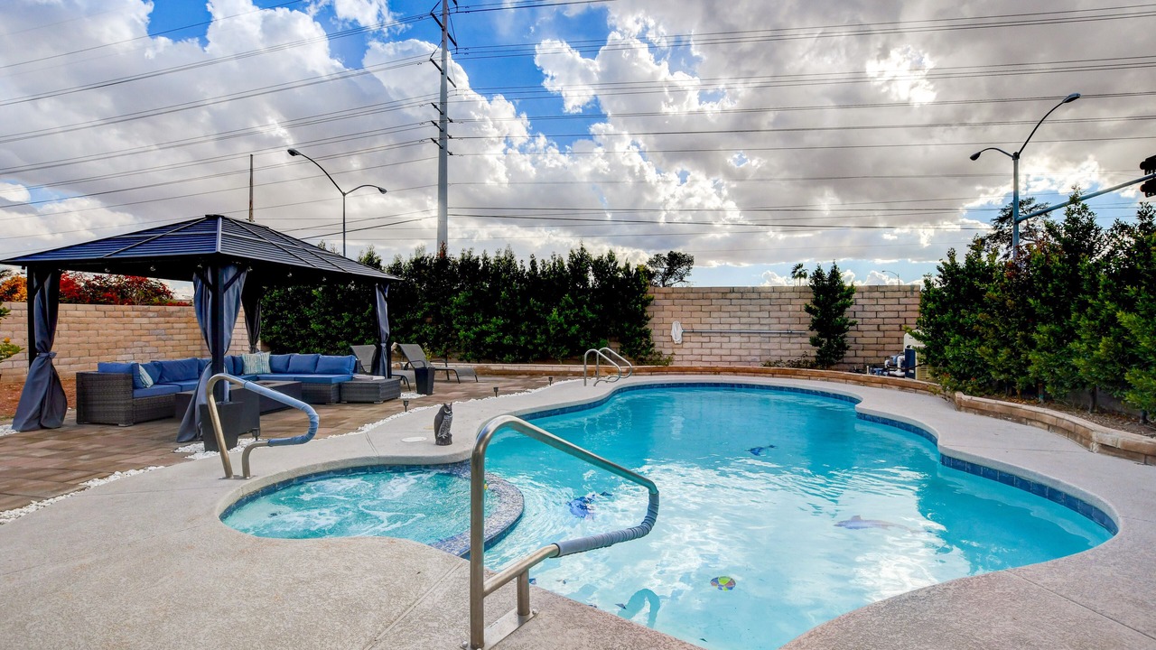 Photo of Outdoor in Spring Valley