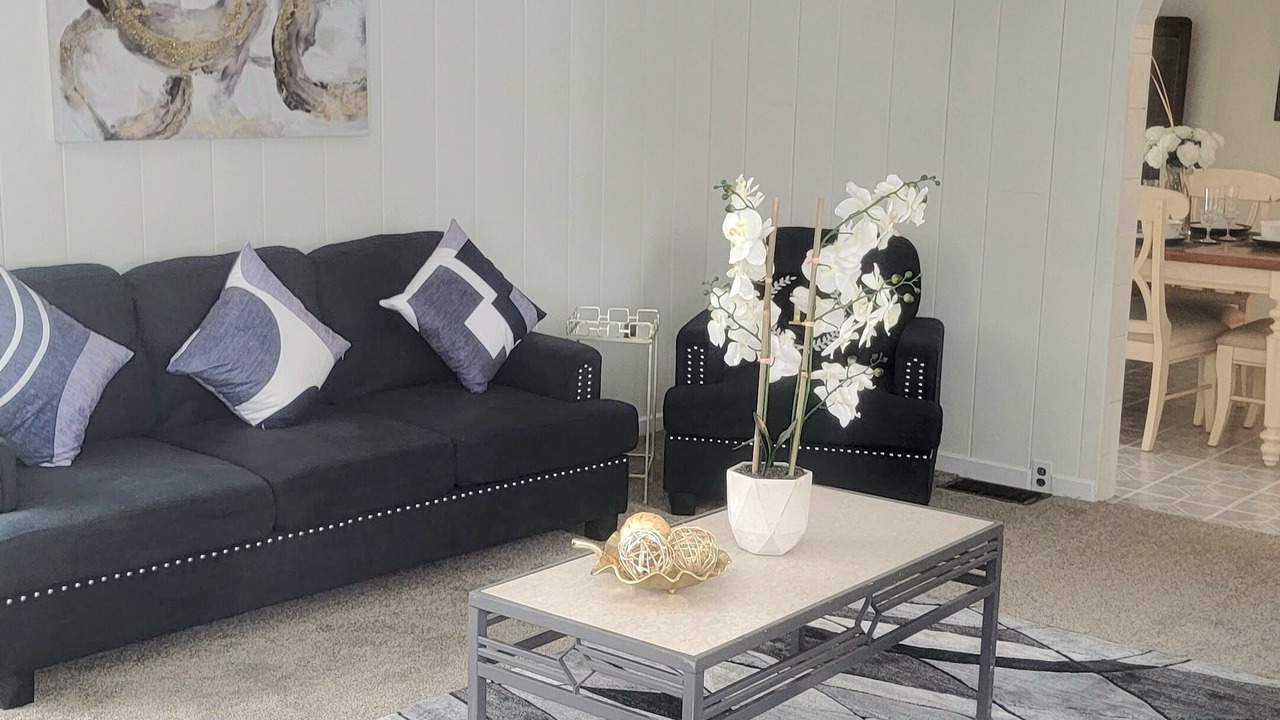 Photo of Livingroom in Irving