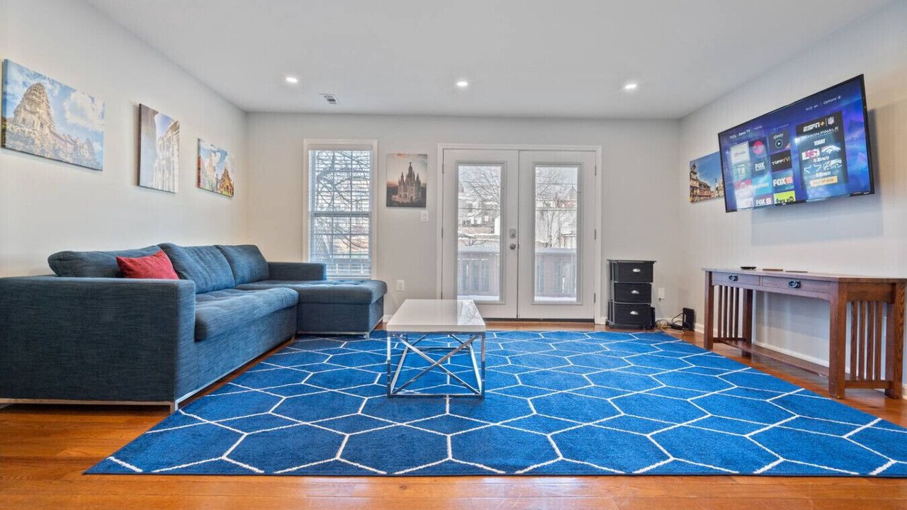 Photo of Livingroom in Columbia Heights
