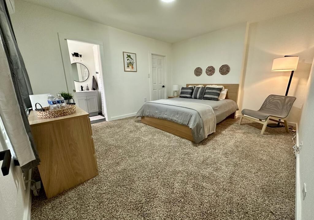Photo of Bedroom in Mahncke Park